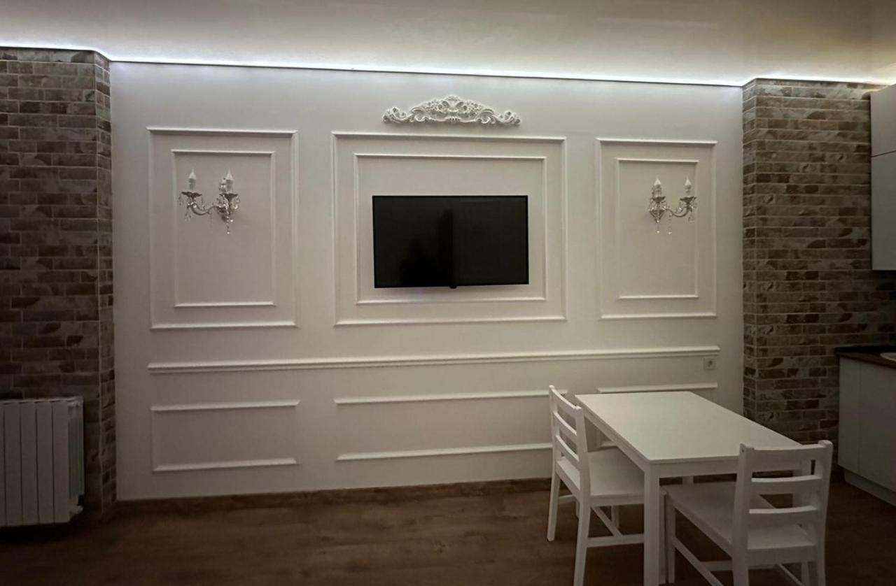 Moonlight Apart-Hotel באטומי מראה חיצוני תמונה