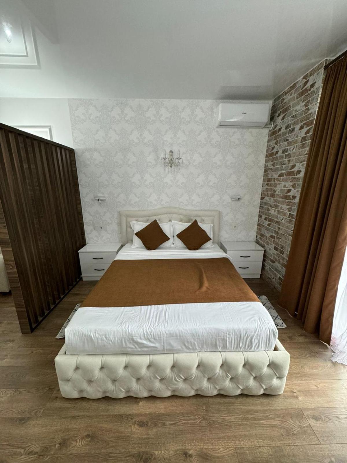 Moonlight Apart-Hotel באטומי מראה חיצוני תמונה